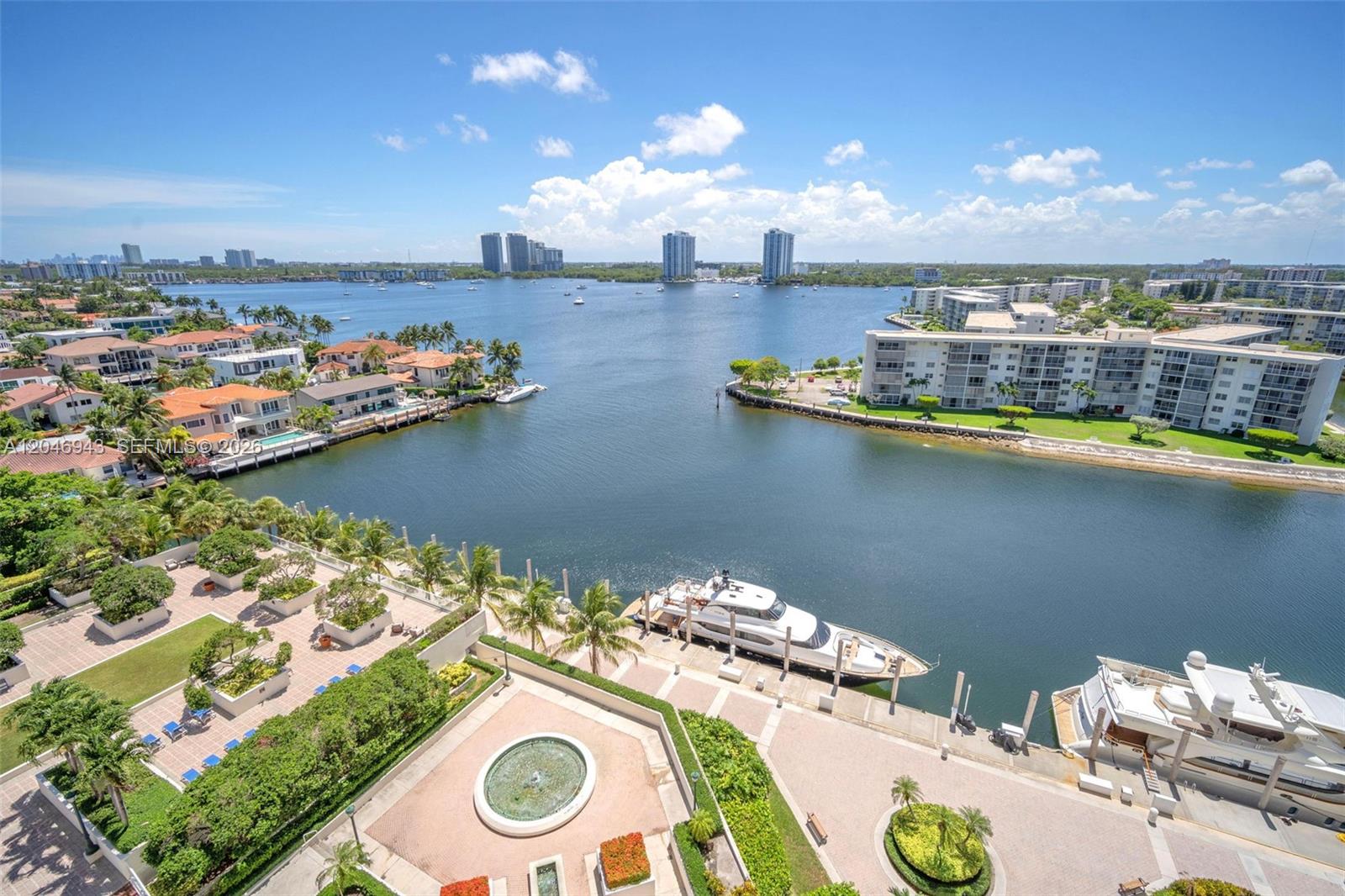 1000 W Island Boulevard
