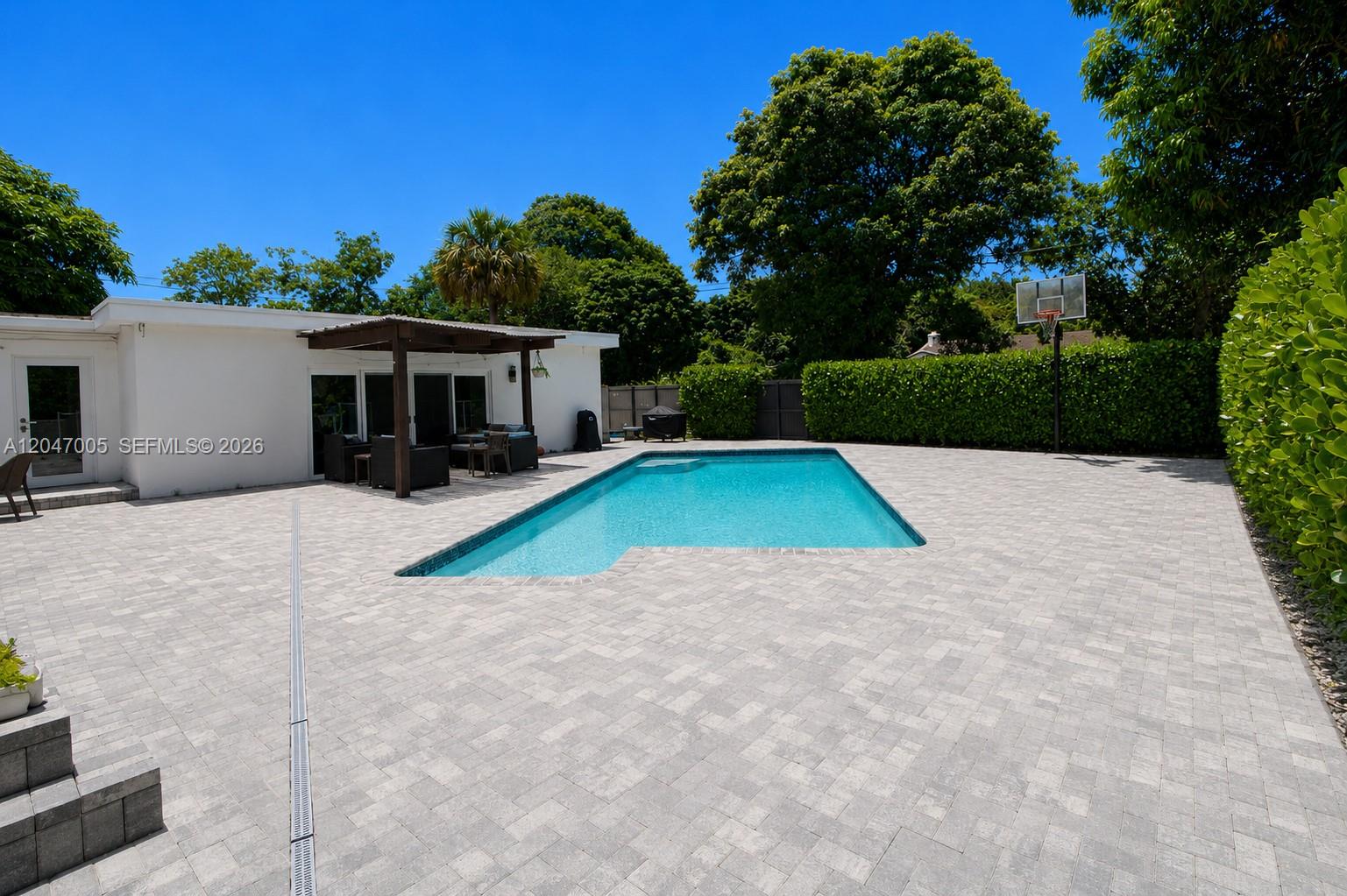 41 NW 109th Street