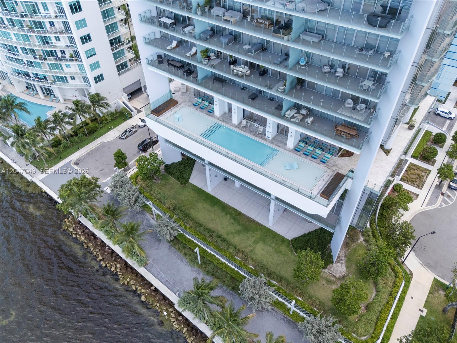 700 NE 26th Terrace
