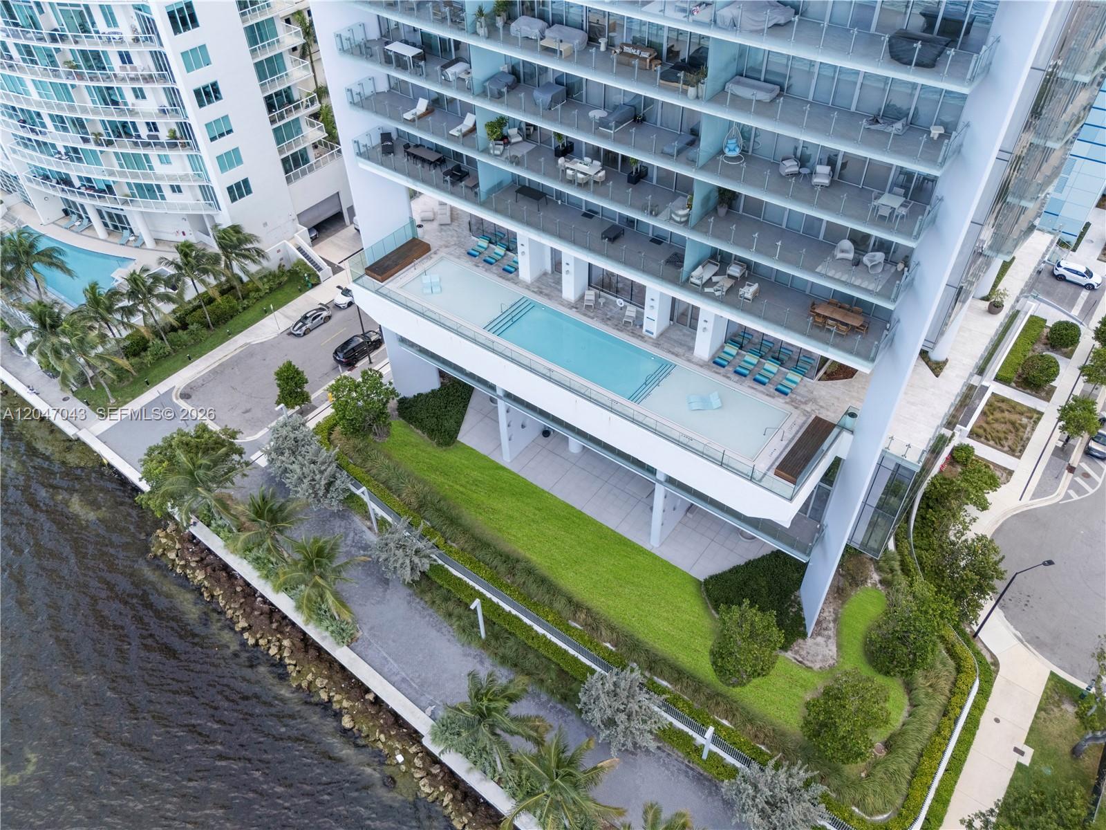 700 NE 26th Terrace