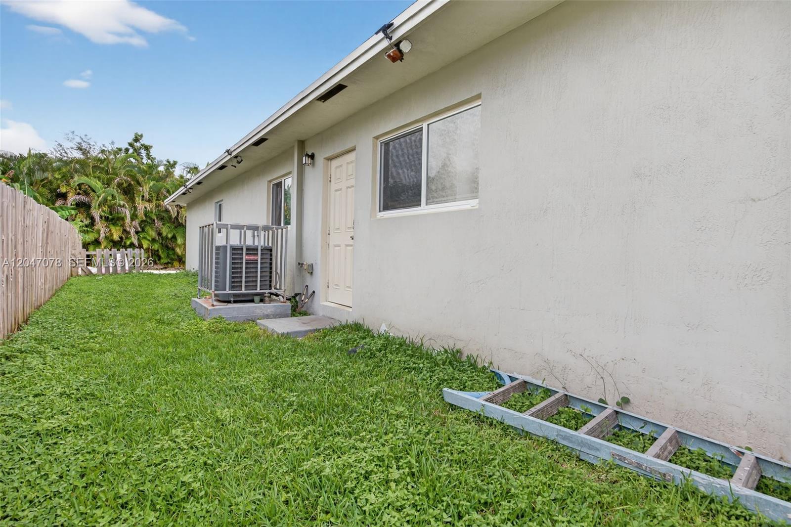 344 SW 3rd Street
