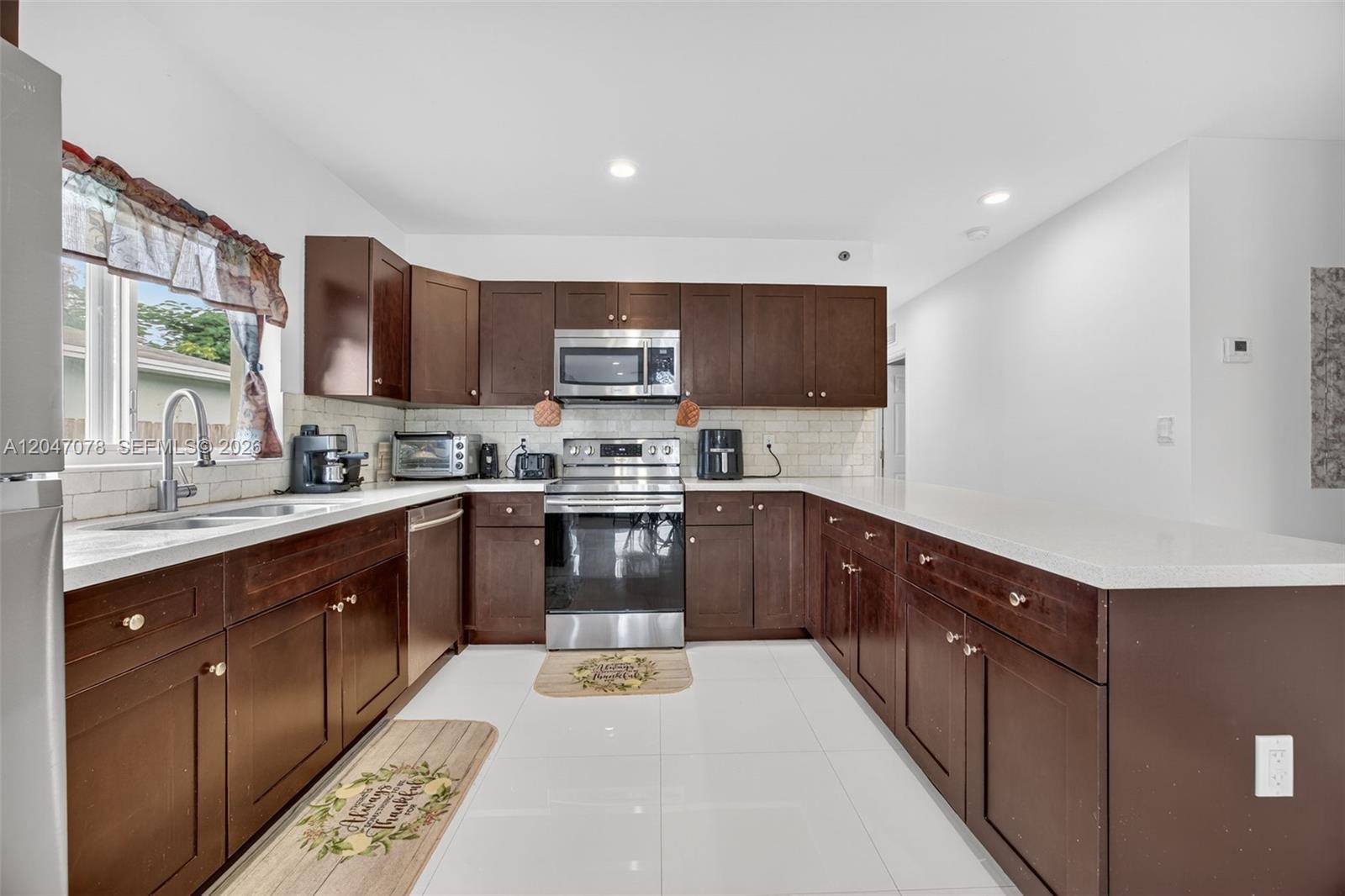 344 SW 3rd Street