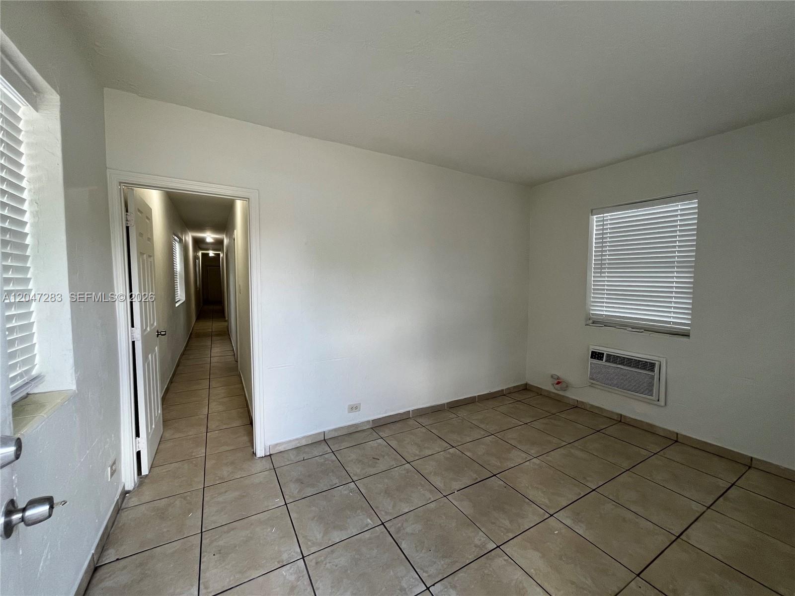 733 NW 4th Avenue