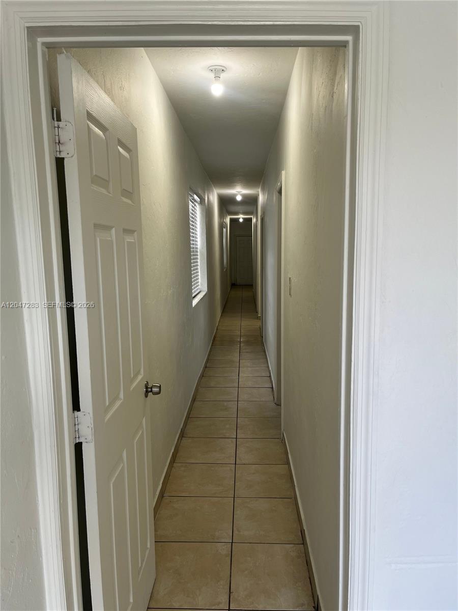 733 NW 4th Avenue