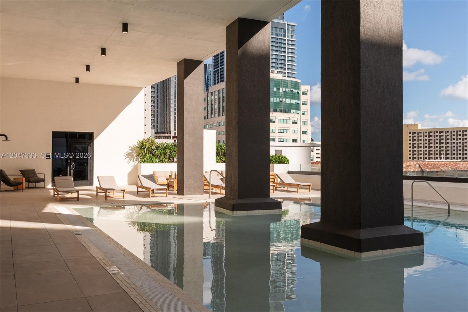 225 N Miami Avenue