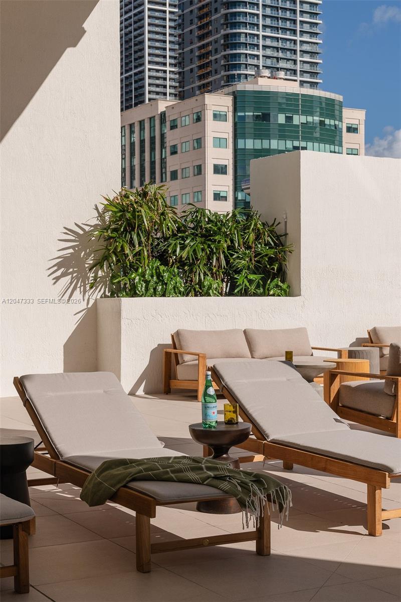 225 N Miami Avenue