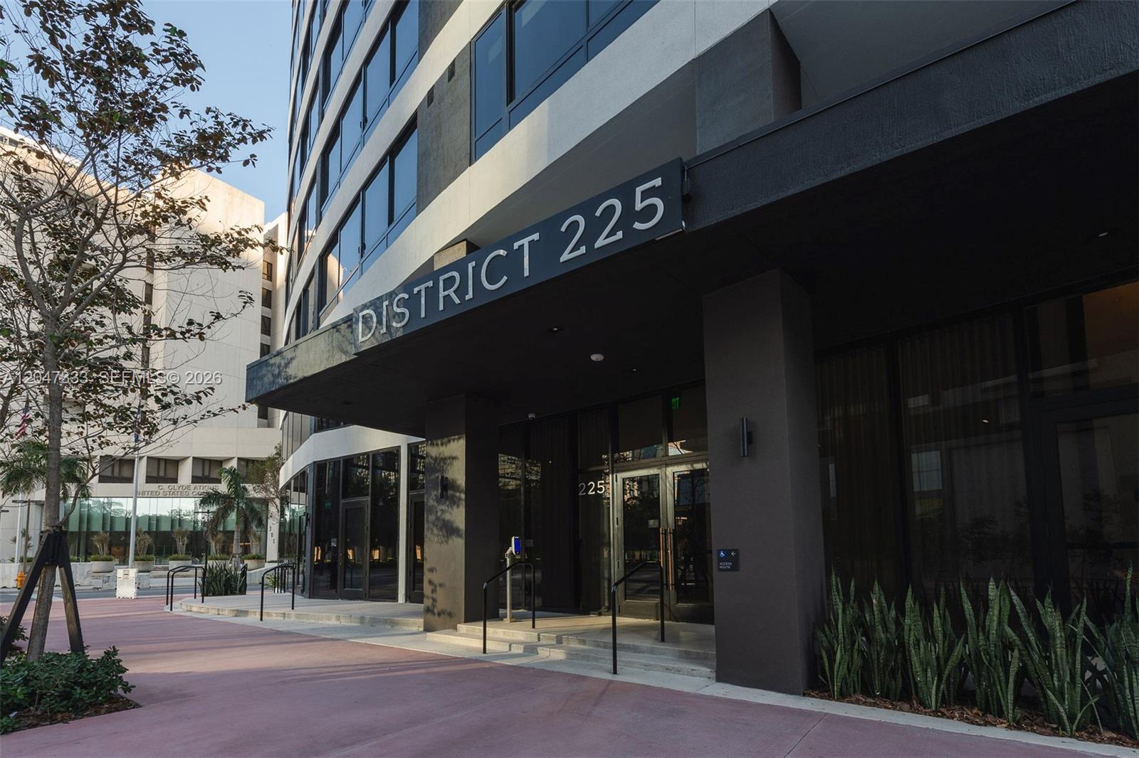 225 N Miami Avenue