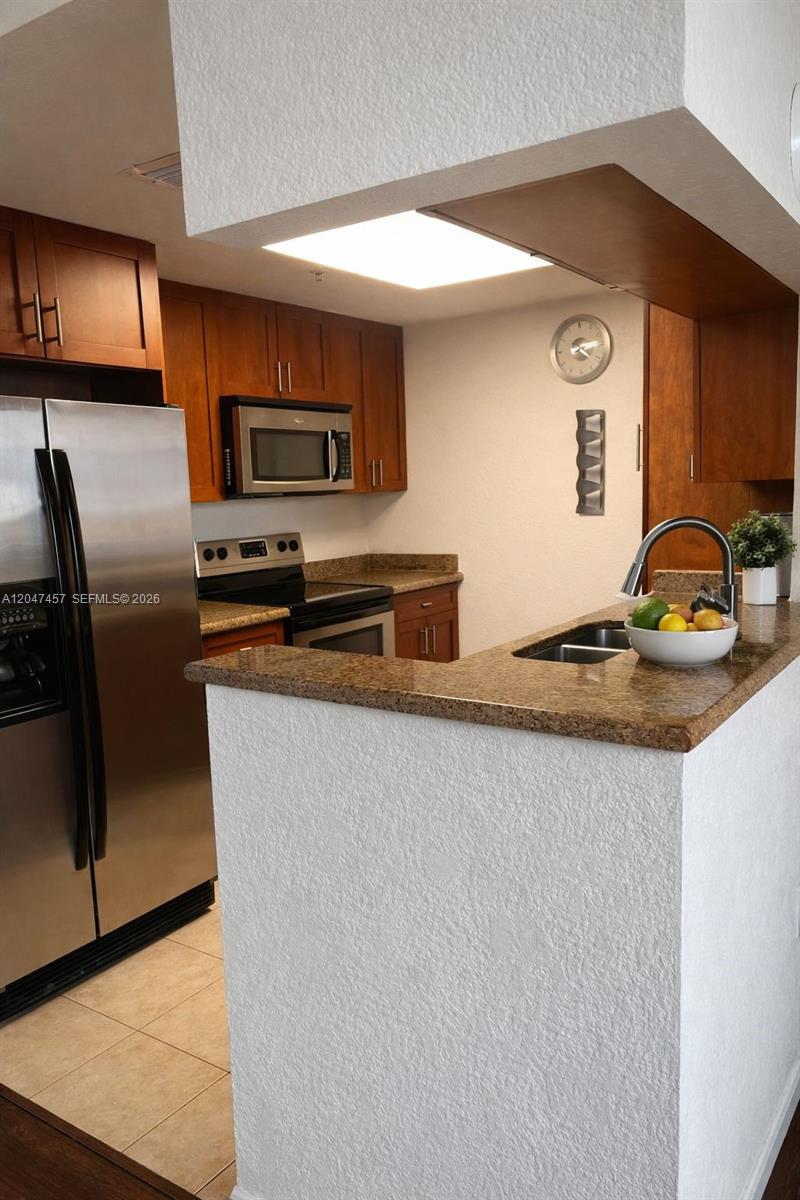 36 NW 6th Avenue