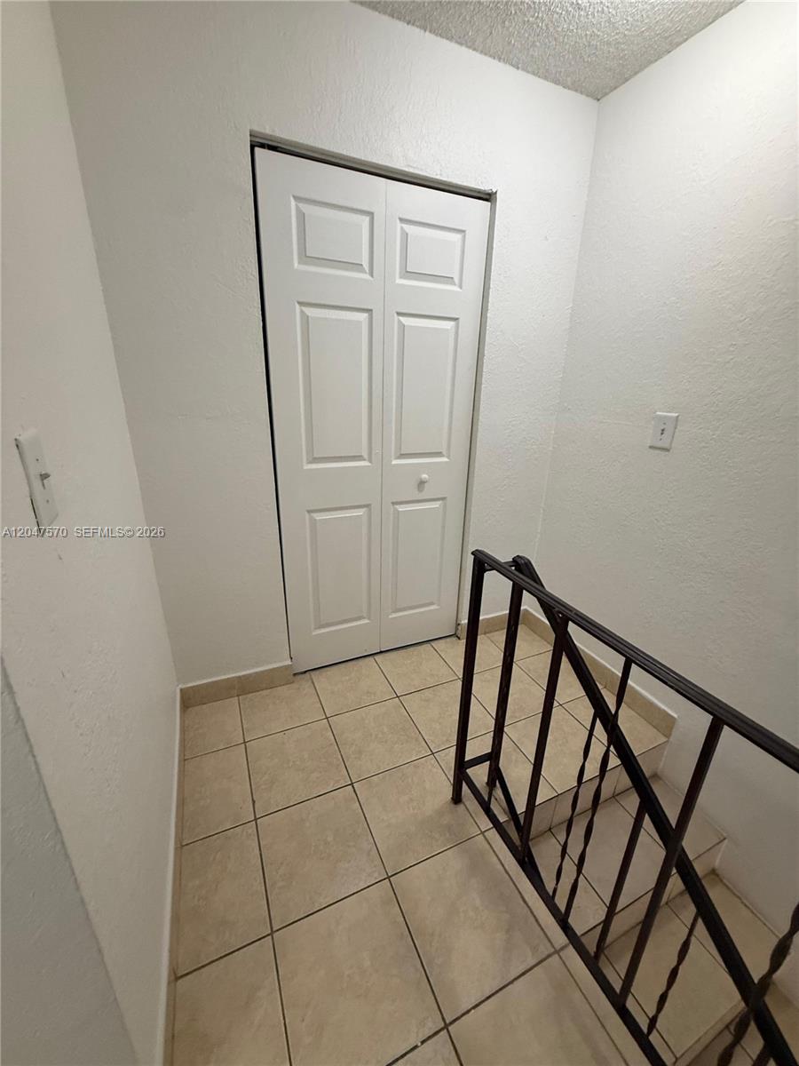 1305 W 53rd Street