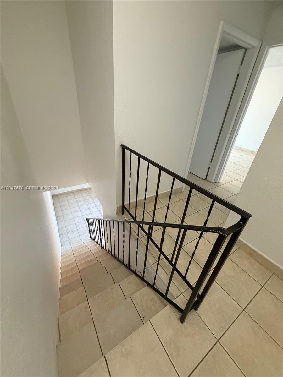 1305 W 53rd Street