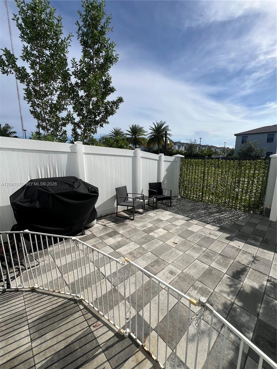 20368 NW 4th Path
