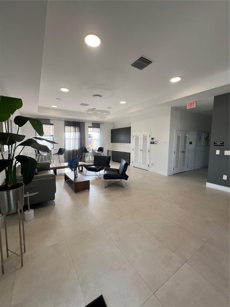 20368 NW 4th Path