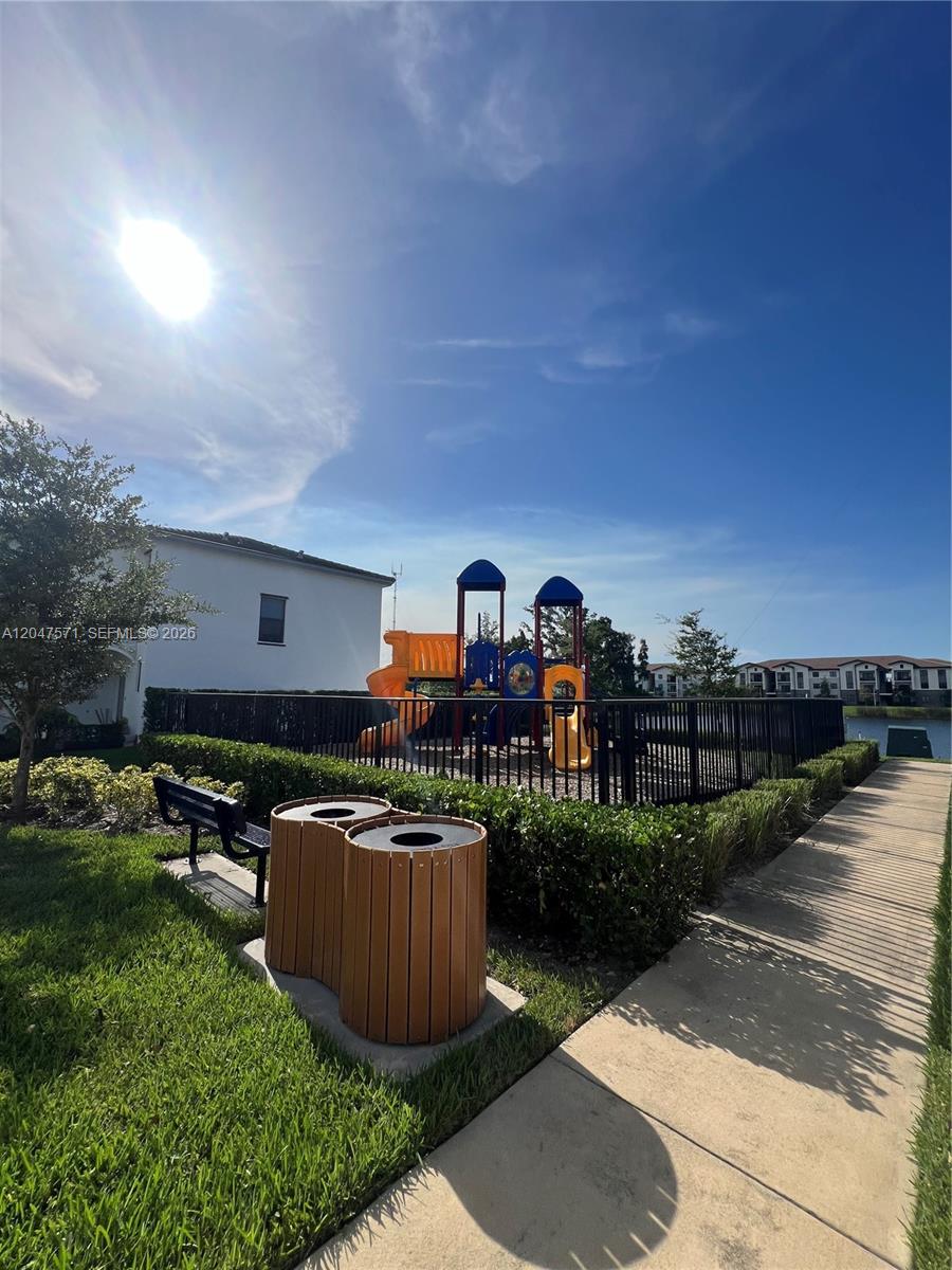 20368 NW 4th Path