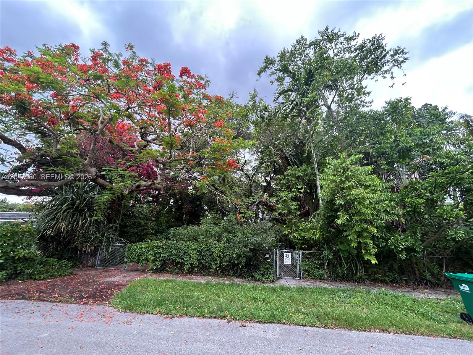 8285 SW 47th Street