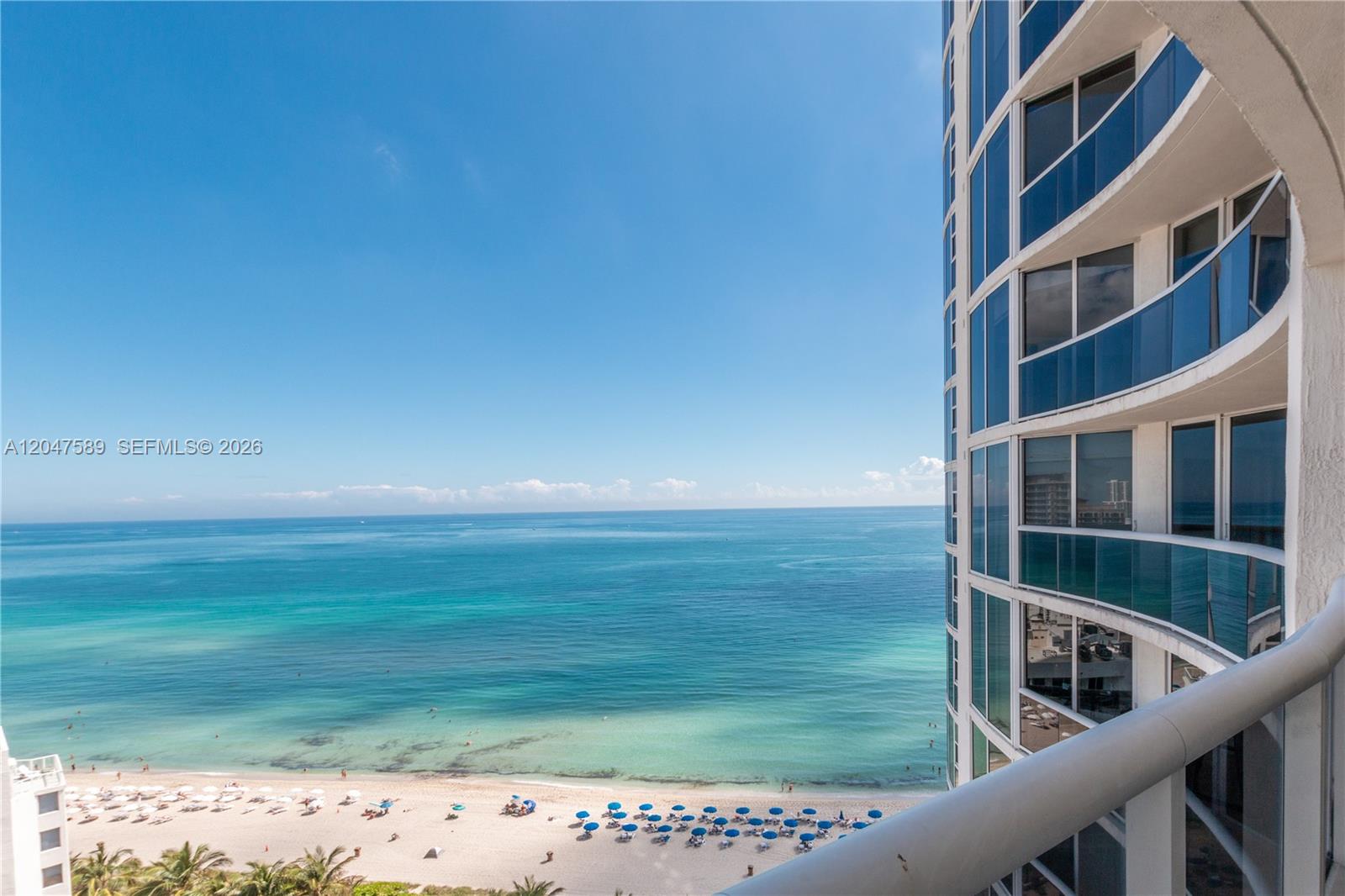 17201 Collins Avenue