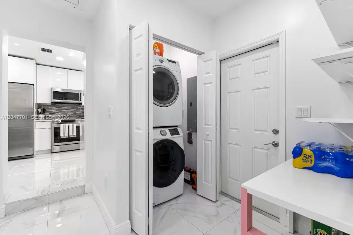 1240 NE 159th Street