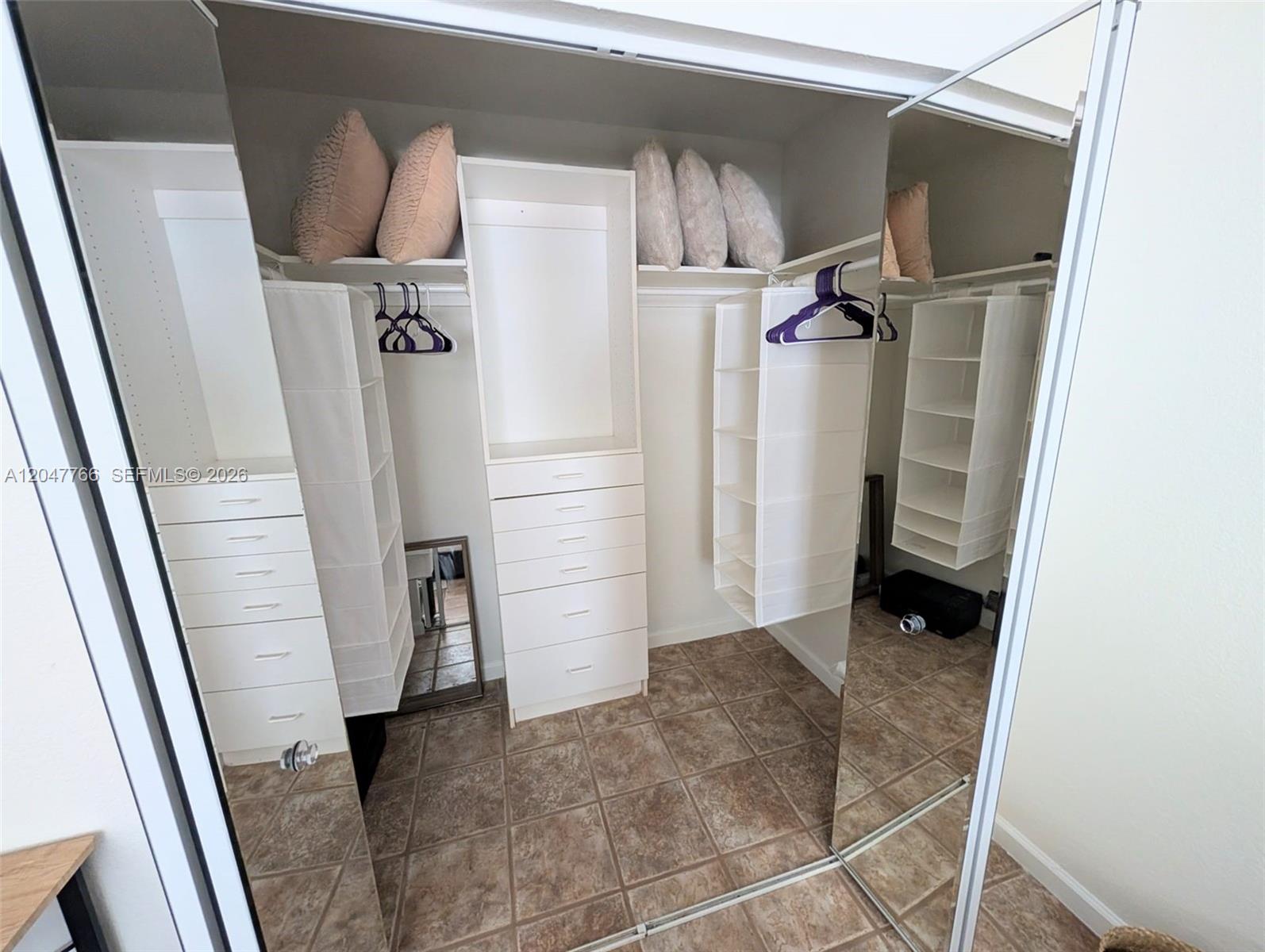 5131 SW 201st Terrace
