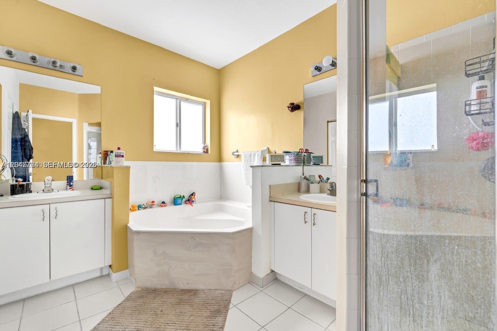1942 SE 23rd Terrace