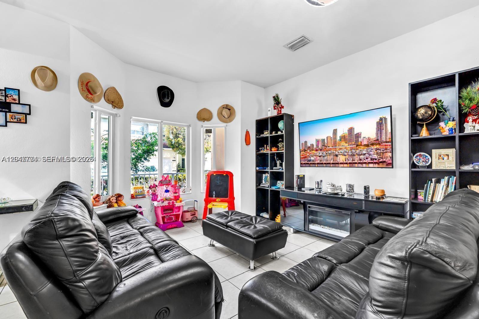 1942 SE 23rd Terrace