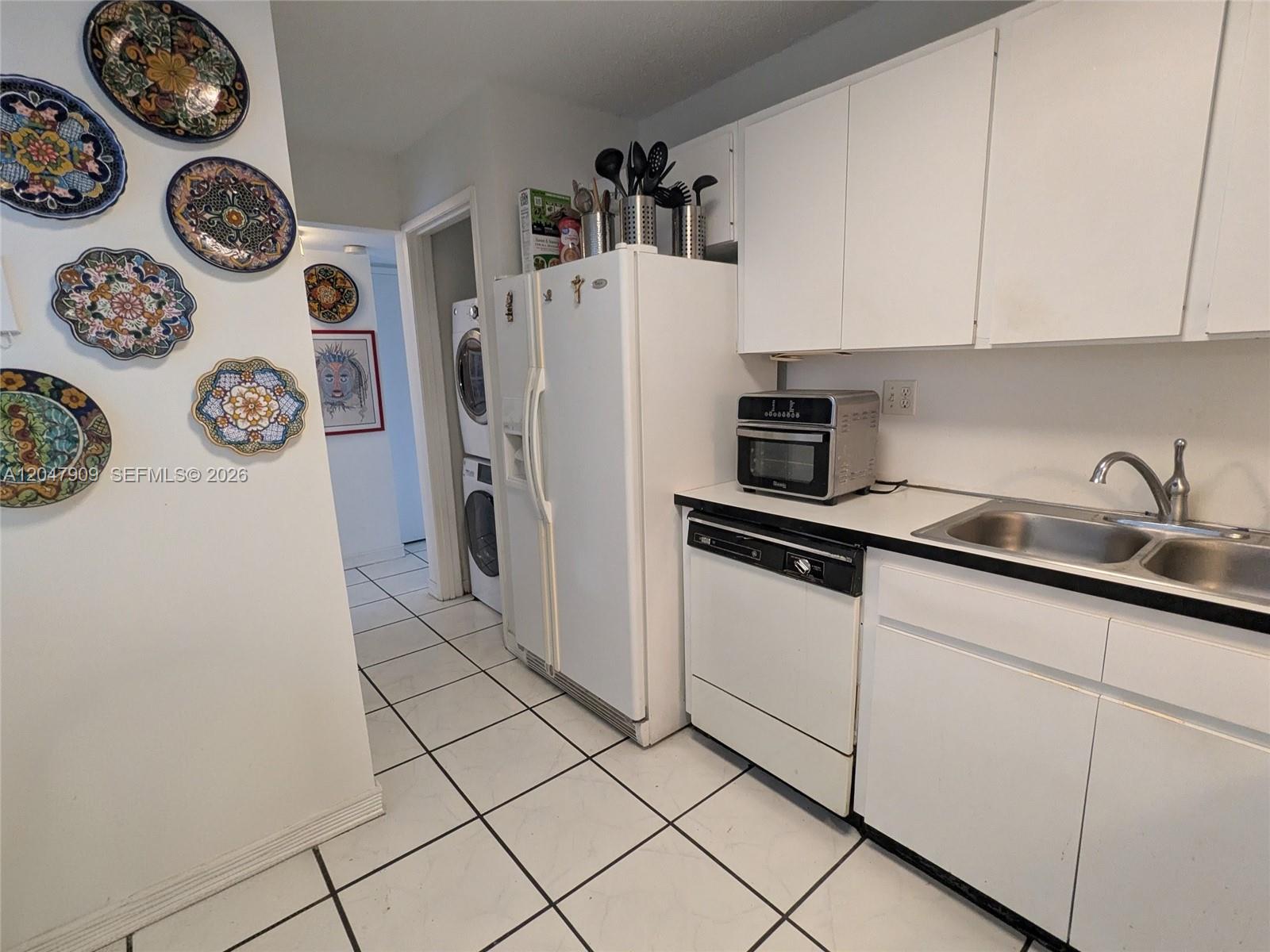 9140 Fontainebleau Boulevard