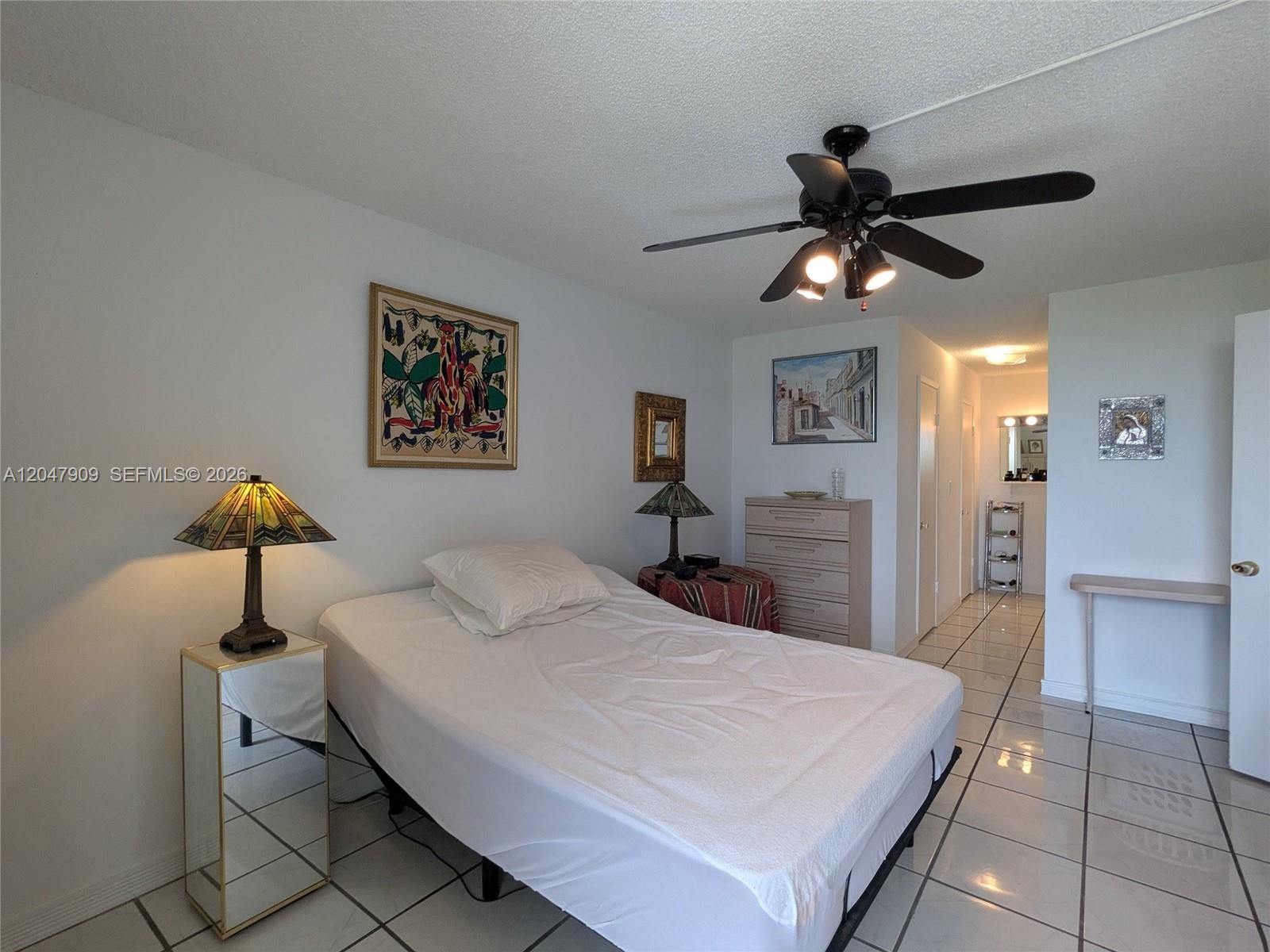 9140 Fontainebleau Boulevard