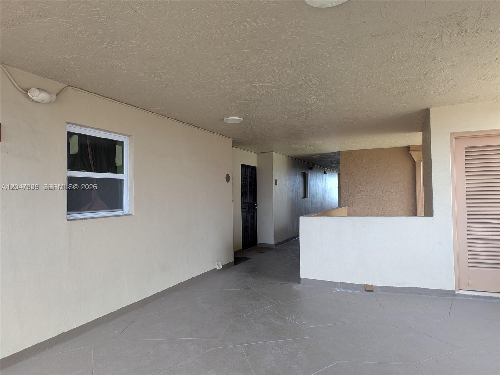 9140 Fontainebleau Boulevard
