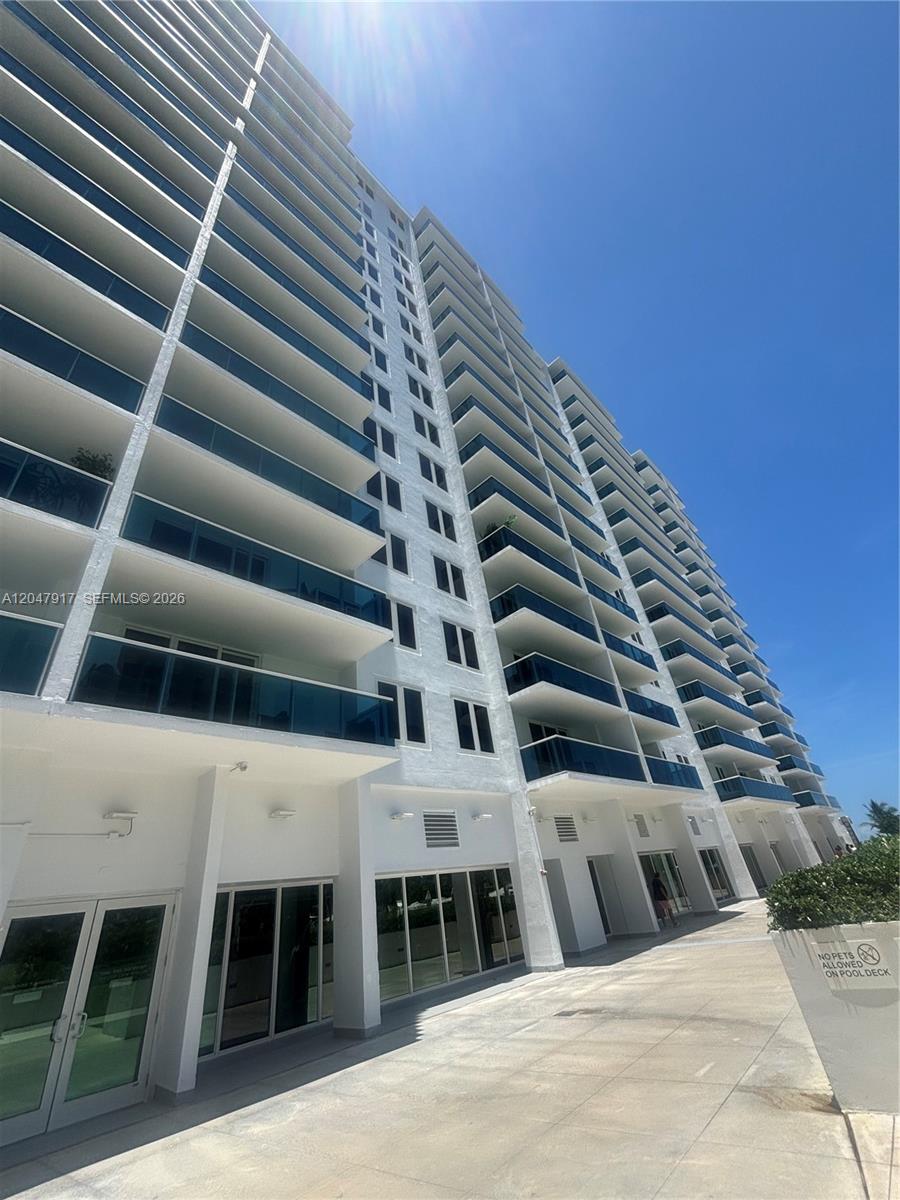 2301 Collins Avenue