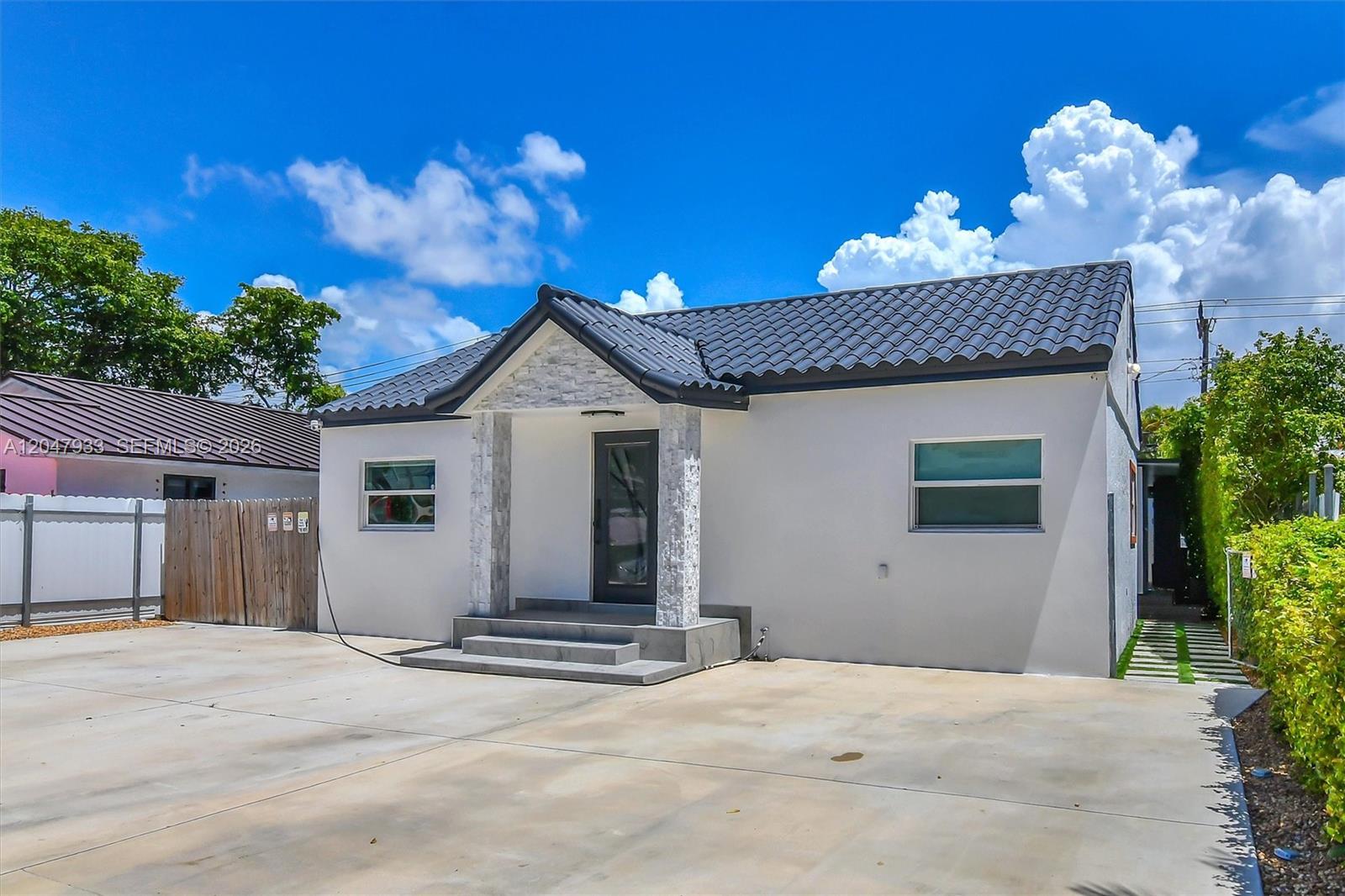 6575 SW 39th Terrace