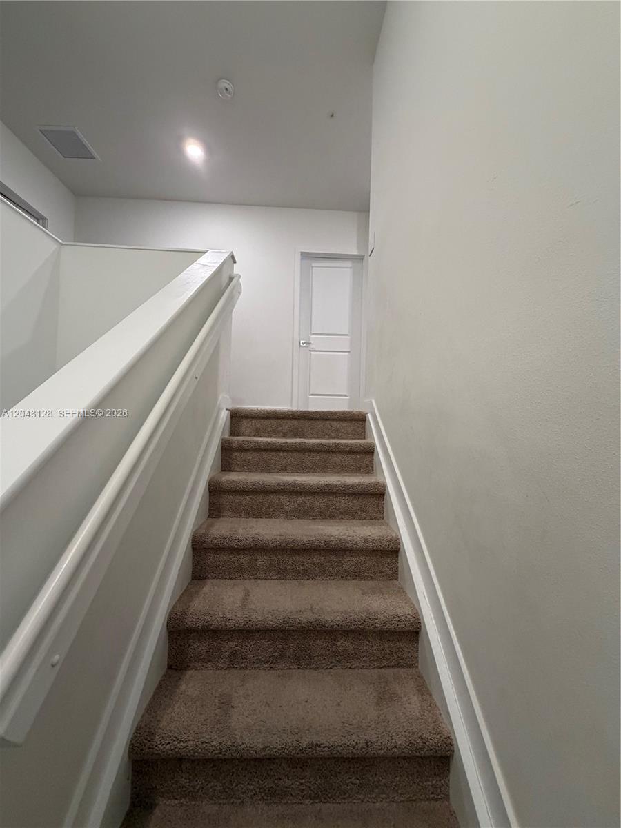 159 NE 13th Terrace