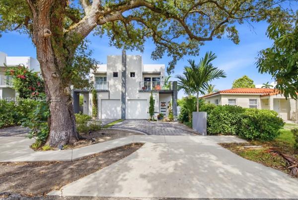 2931 SW 38th Court