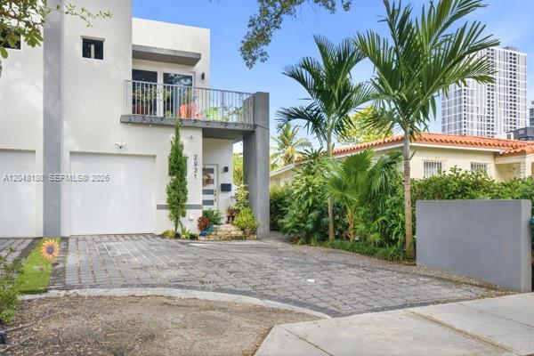 2931 SW 38th Court