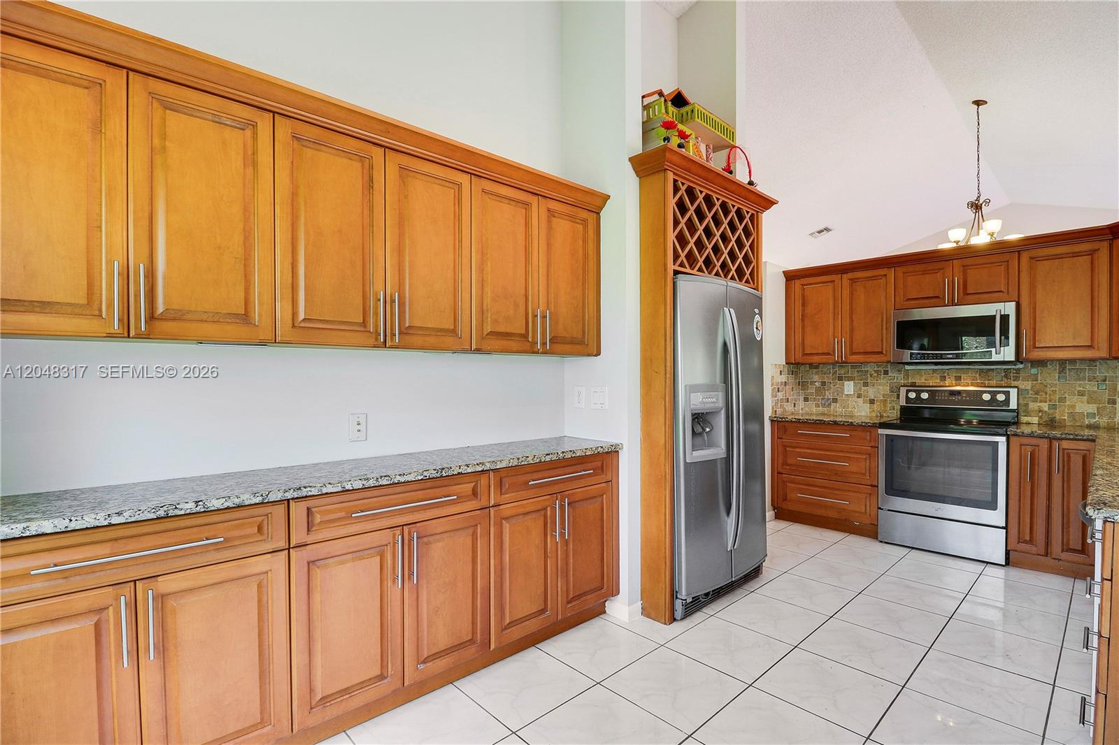 9496 Sun Pointe Drive gallery image #14