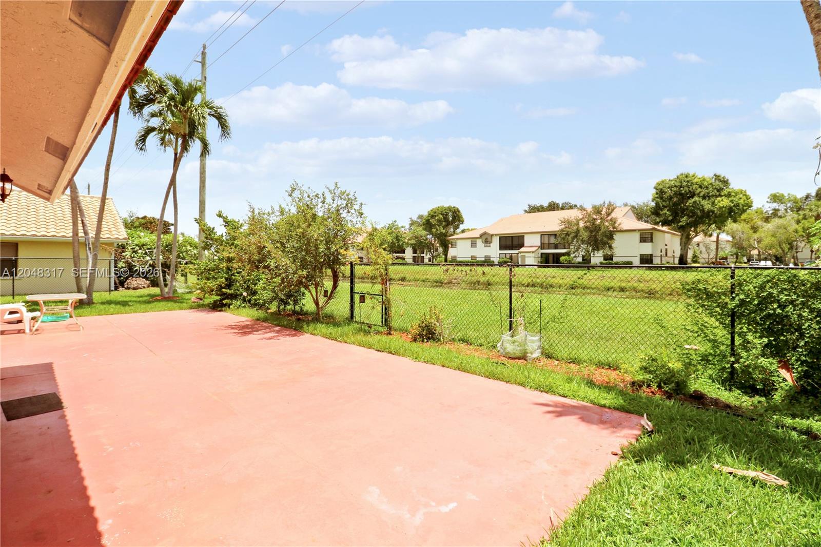 9496 Sun Pointe Drive gallery image #31