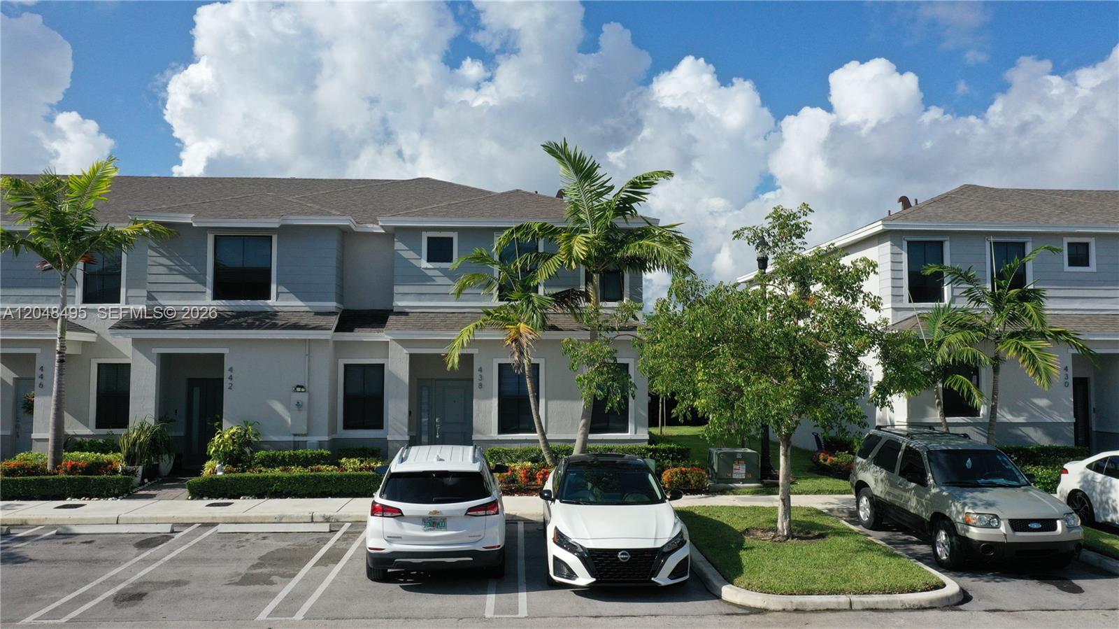 438 NE 12th Street