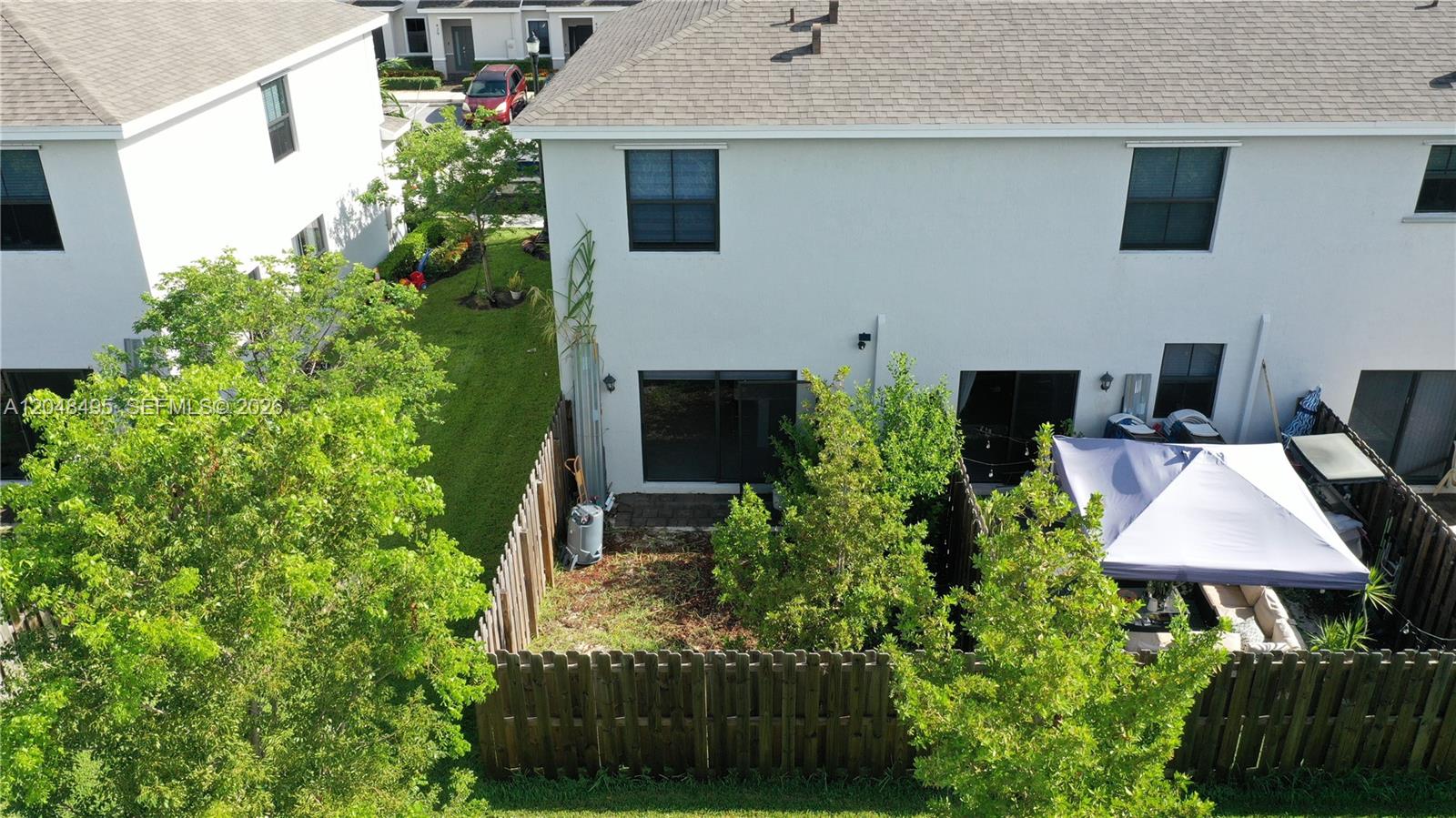 438 NE 12th Street