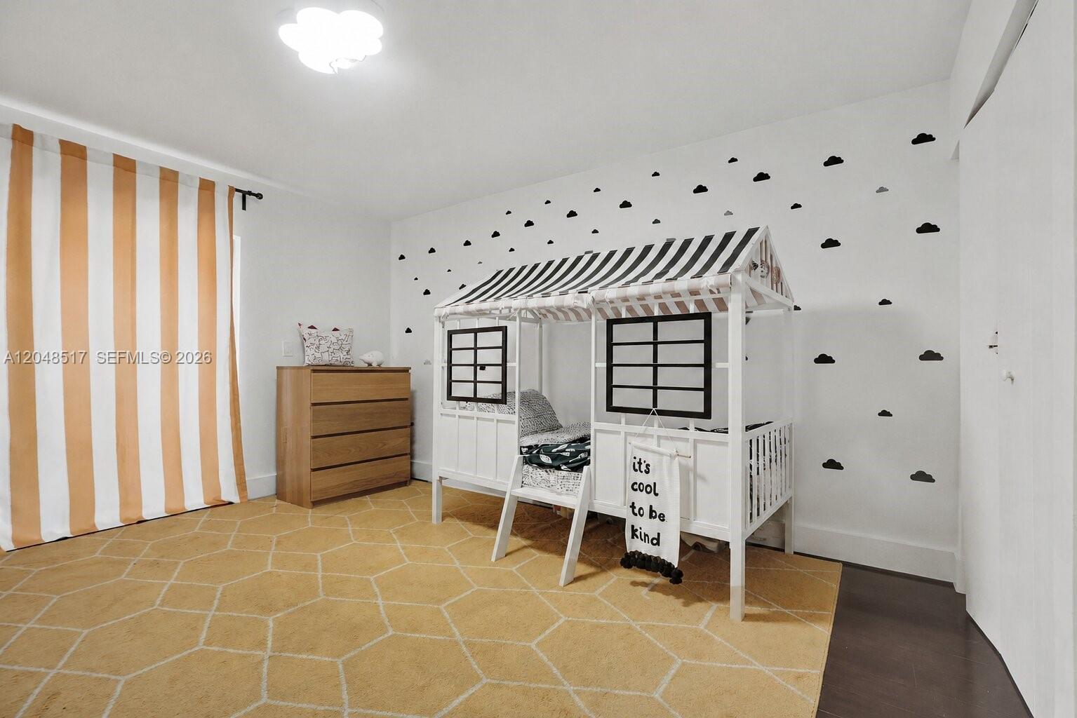 20475 NE 10th Place