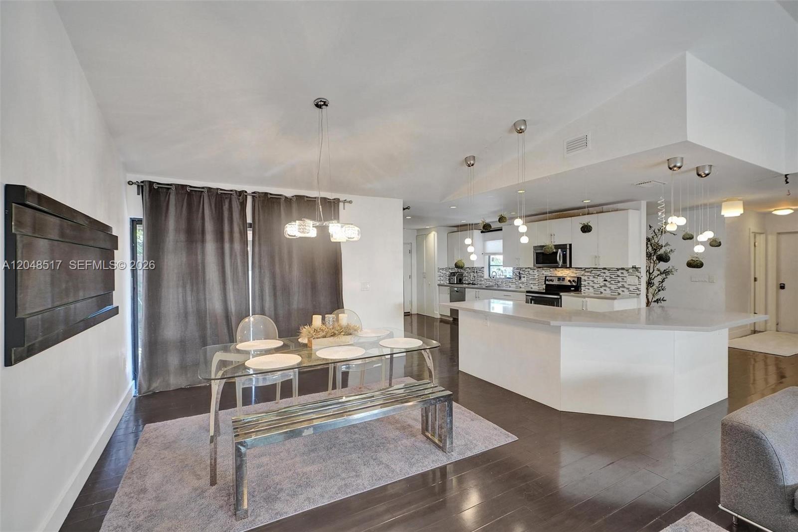 20475 NE 10th Place