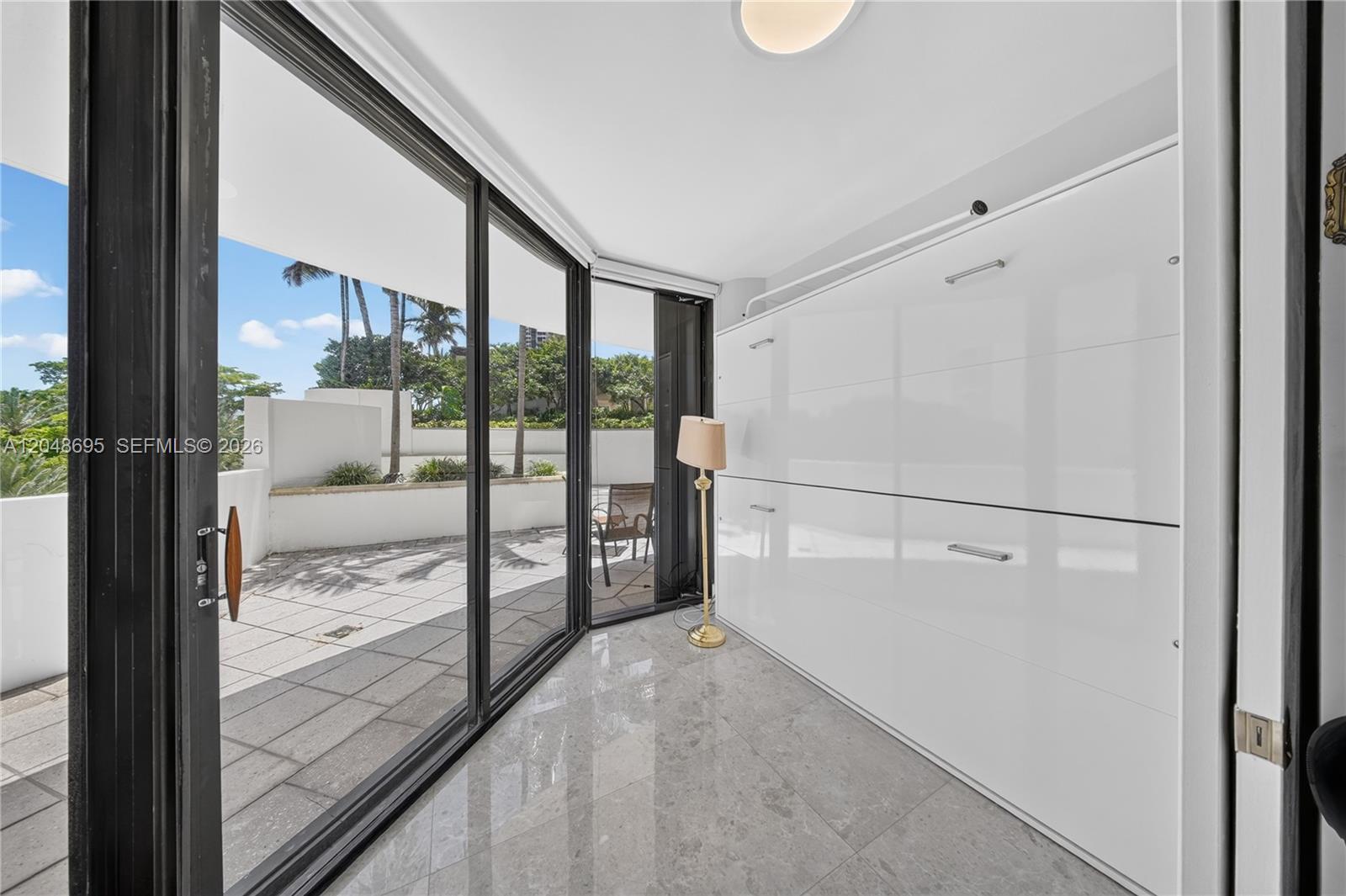 2800 Island Boulevard