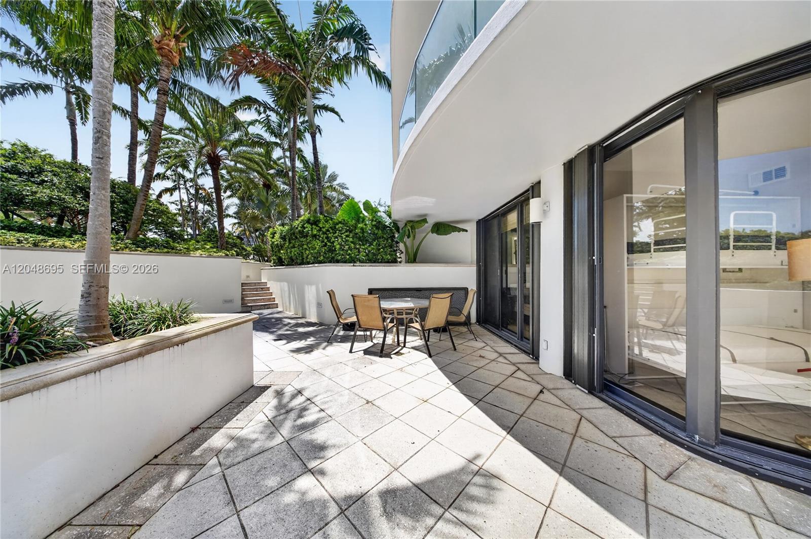 2800 Island Boulevard