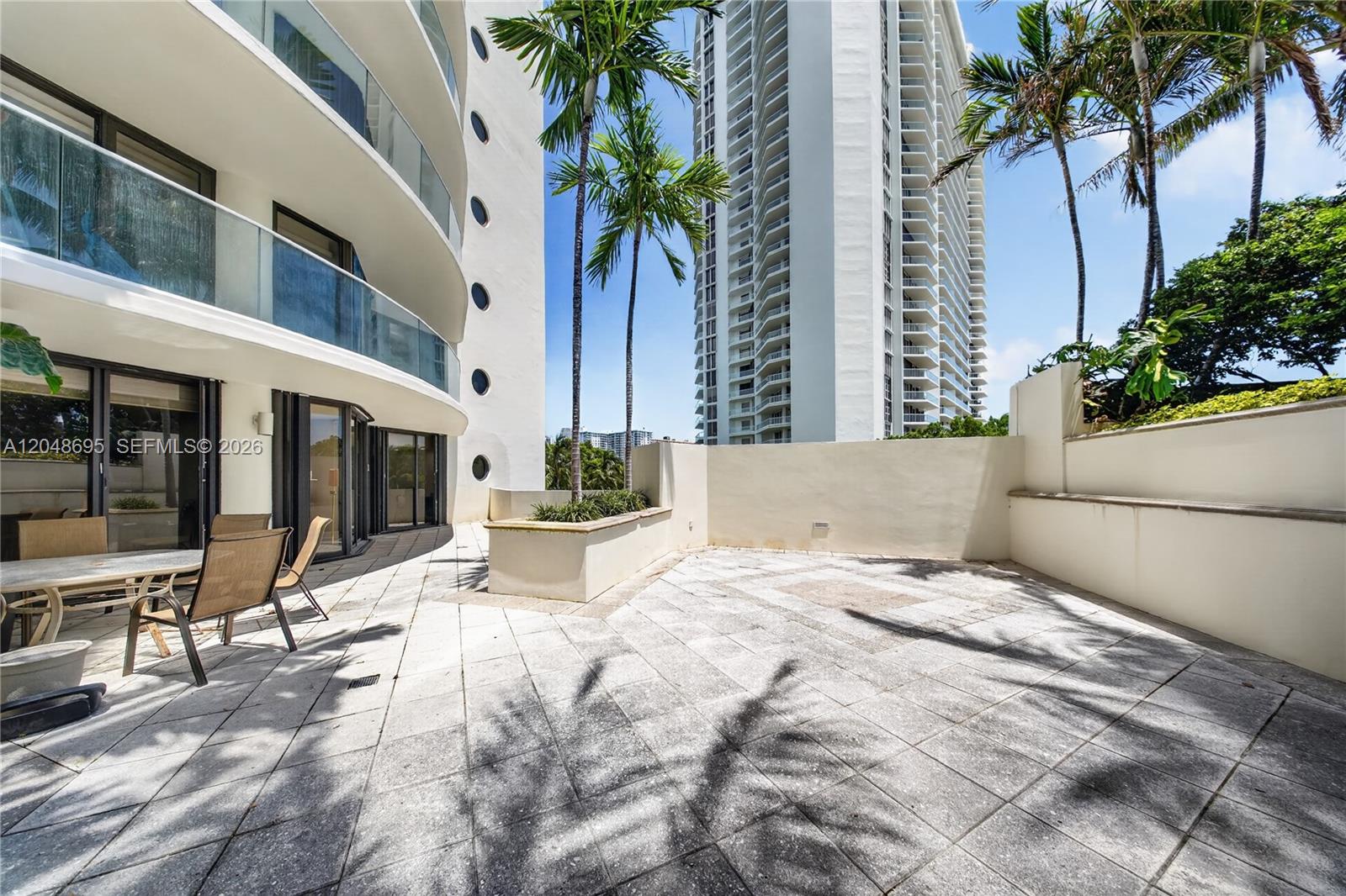 2800 Island Boulevard
