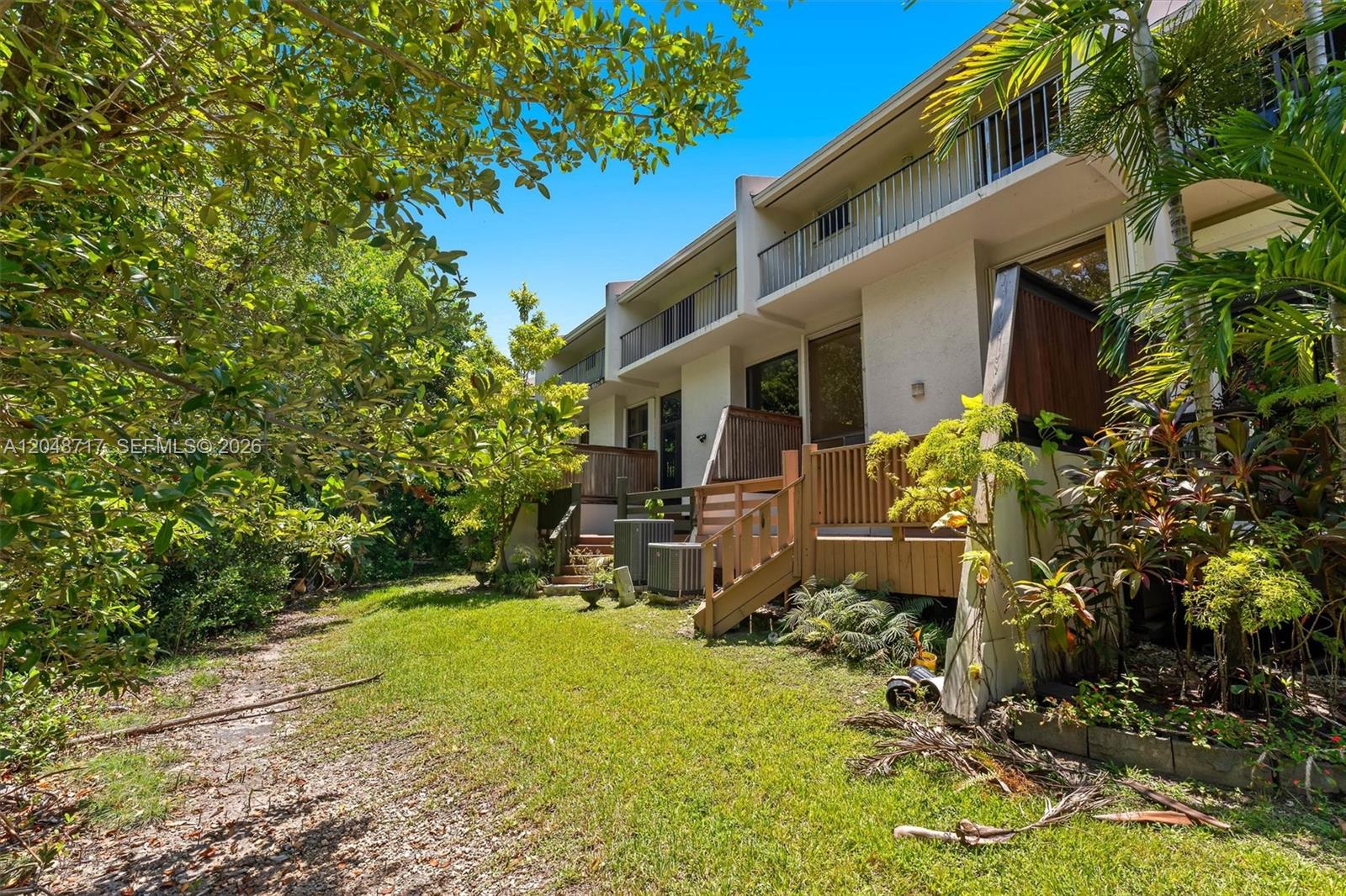 2525 NE 135th Street
