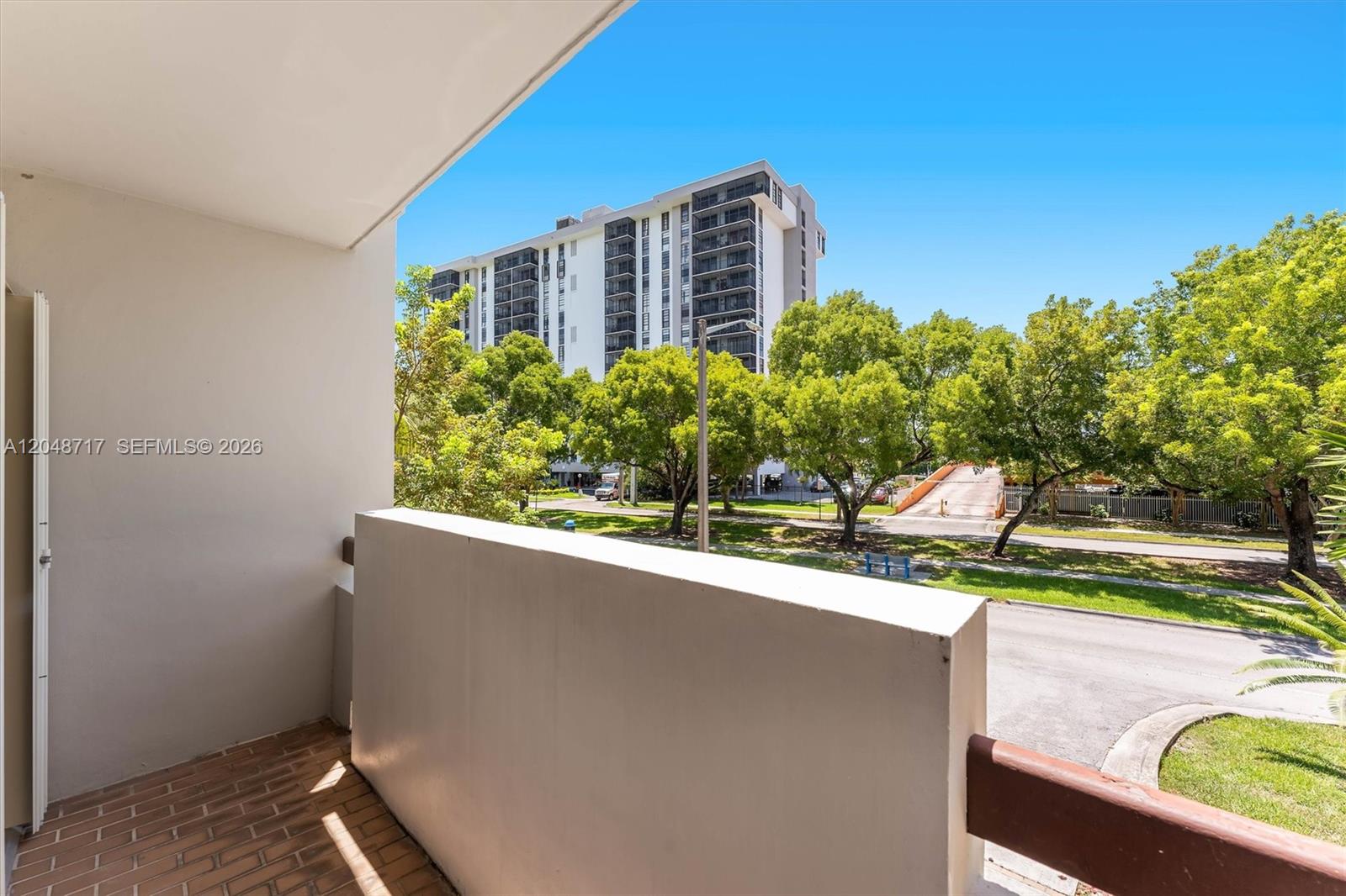 2525 NE 135th Street