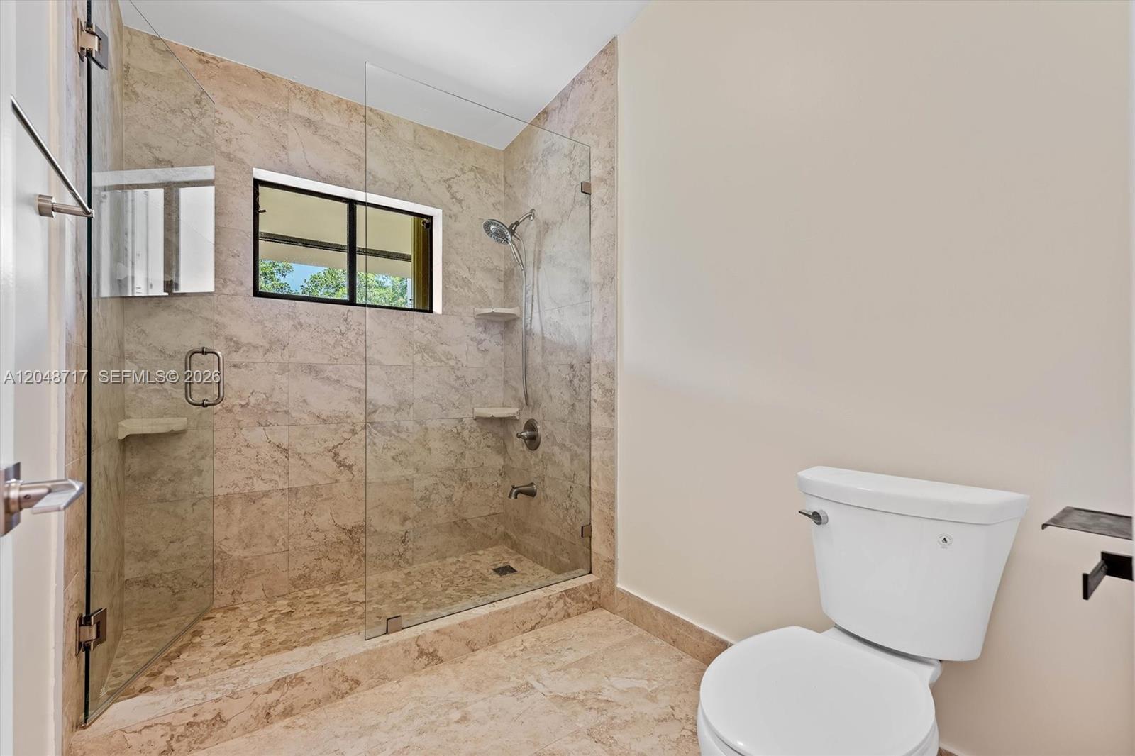 2525 NE 135th Street