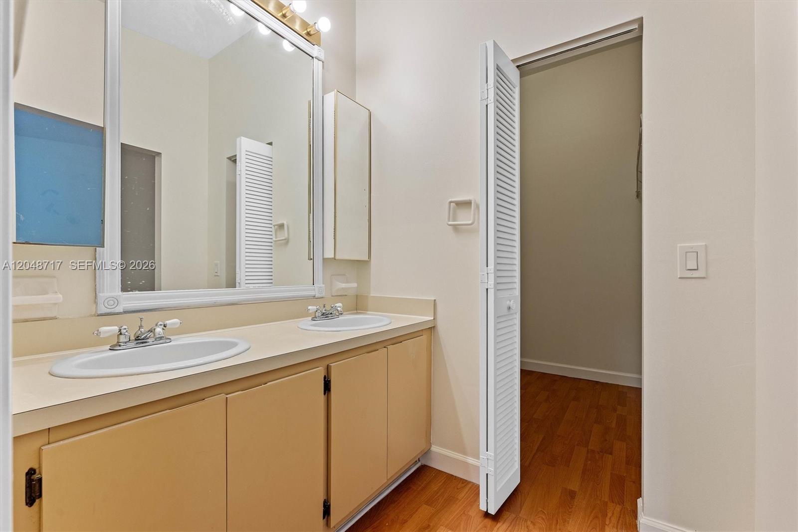 2525 NE 135th Street