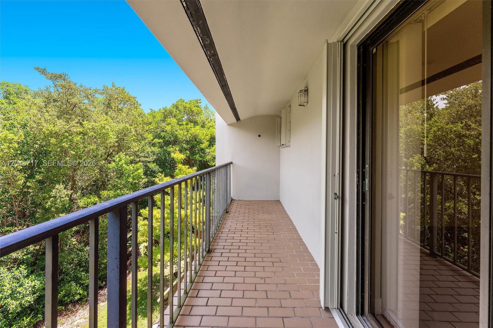2525 NE 135th Street