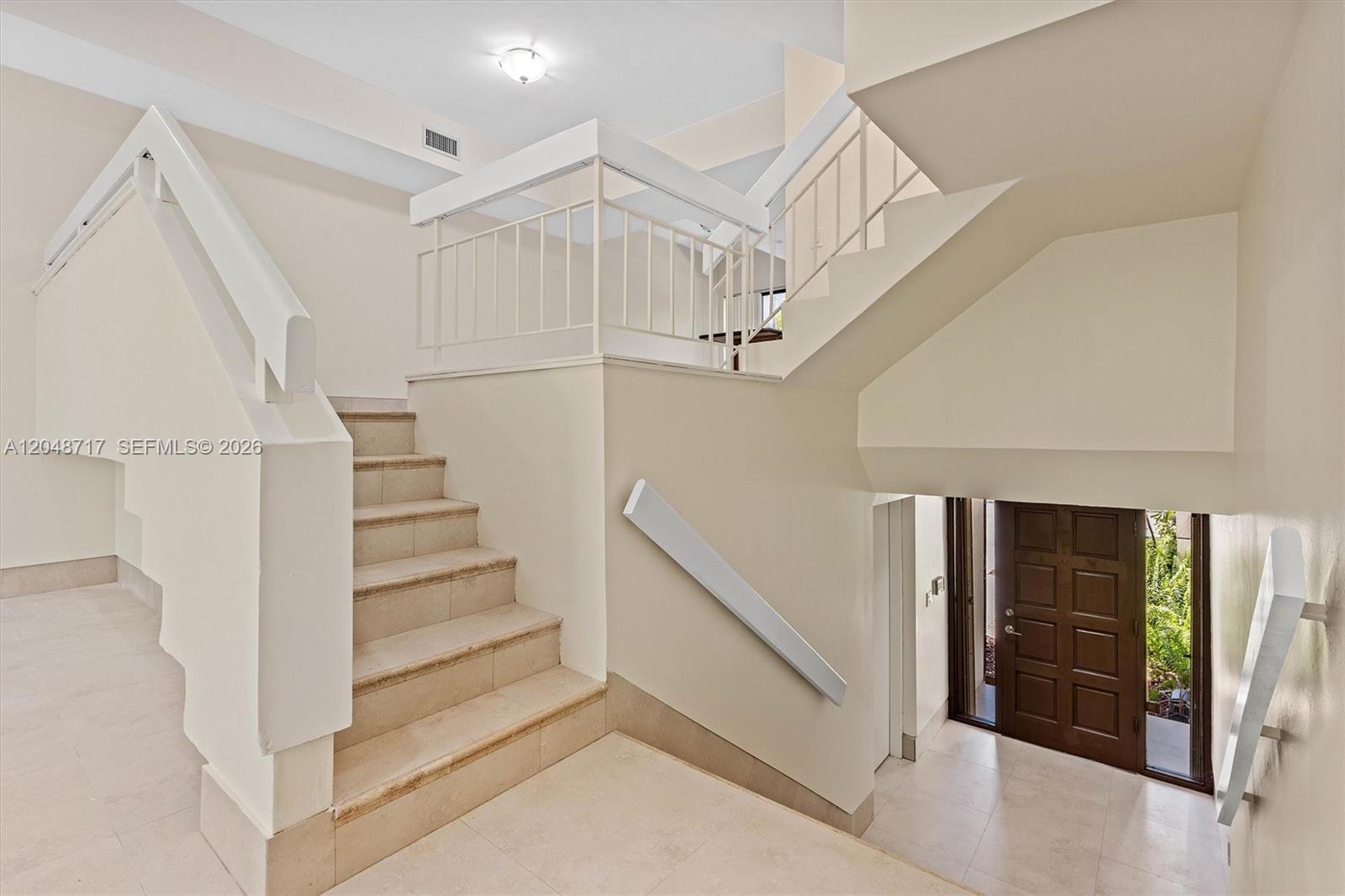 2525 NE 135th Street