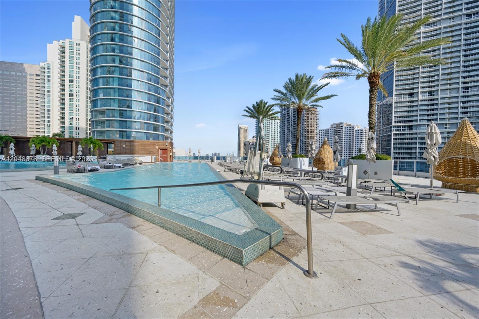 200 Biscayne Boulevard Way