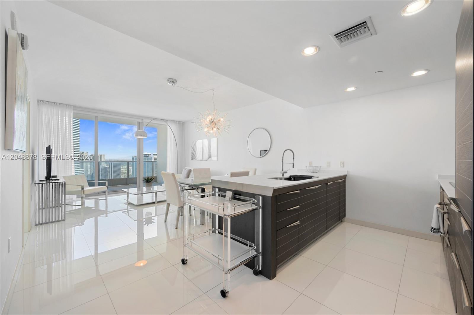 200 Biscayne Boulevard Way
