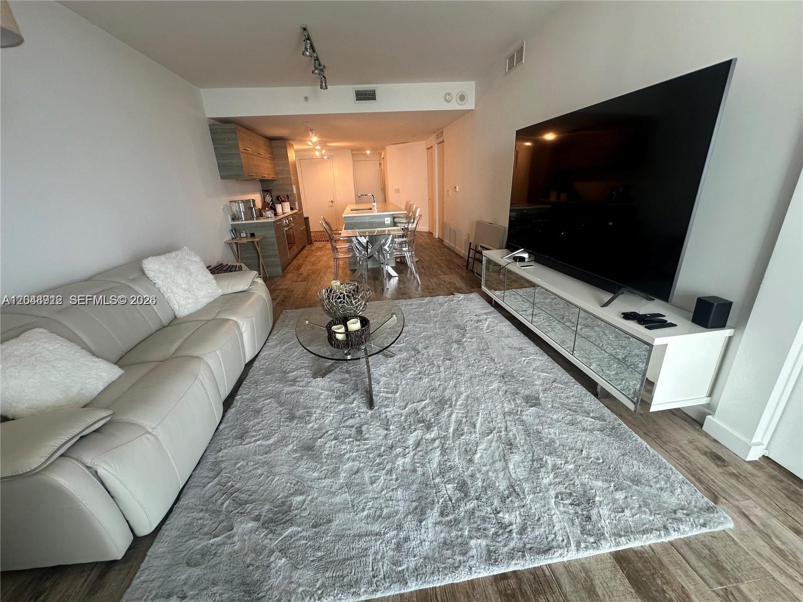 650 NE 32nd Street