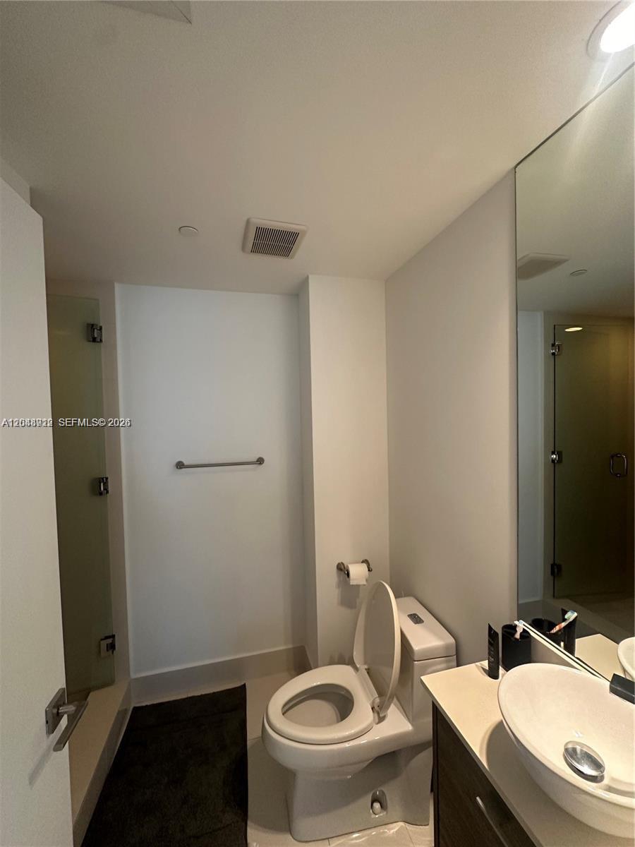 650 NE 32nd Street